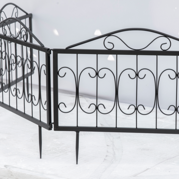 Decorative 4-Piece Metal Garden Fence Border Edging with Interlocking Panels Garden Free Shipping 17