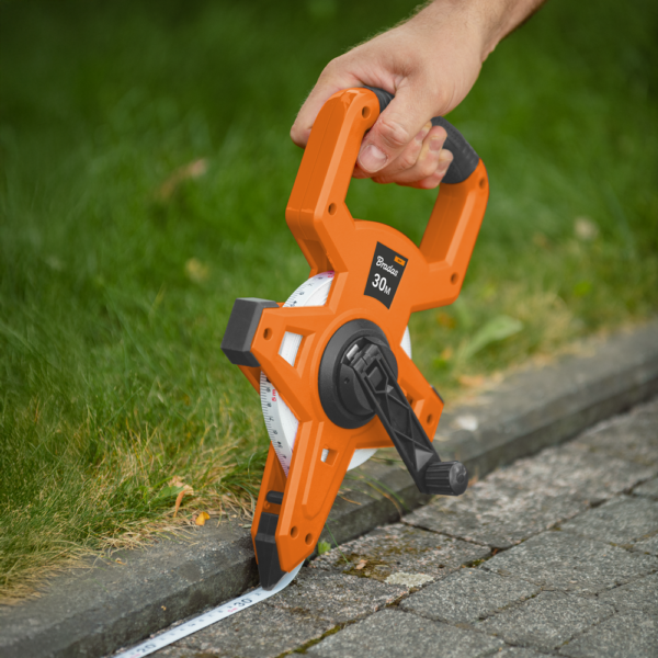 Fibreglass Coiled Tape Measure with Handle, 15mm Wide,