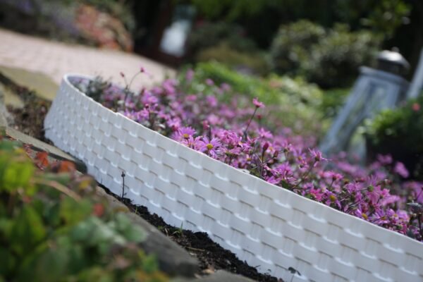 Lawn edging, plastic palisade rattan effect, 2. 4m, black