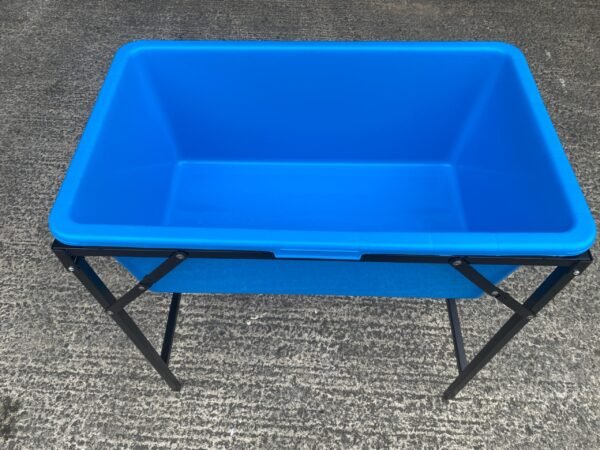 Blue Dog Bath with Drain Valve (WL) and Stand