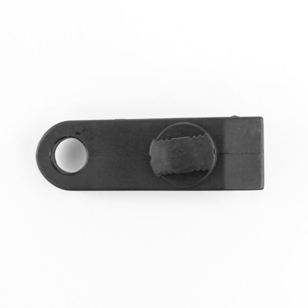 Green S-Grade Tarpaulin with 10m of 6mm Bungee Rope and 10 x