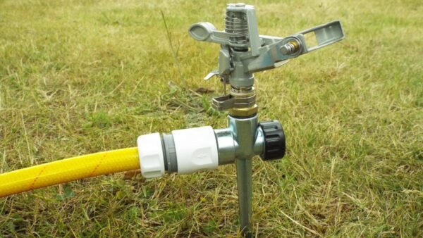 Pulsating Lawn Sprinkler – Metal with Metal Spike Lawn Sprinklers Free Shipping 31