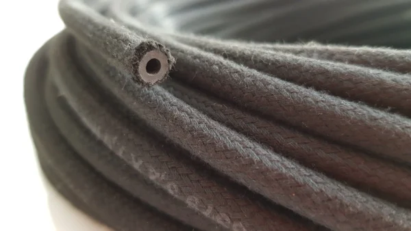 Rubber reinforced with a heat resistant textile braid – heavy duty pipe & hose fitting uk, 8mm, 1m