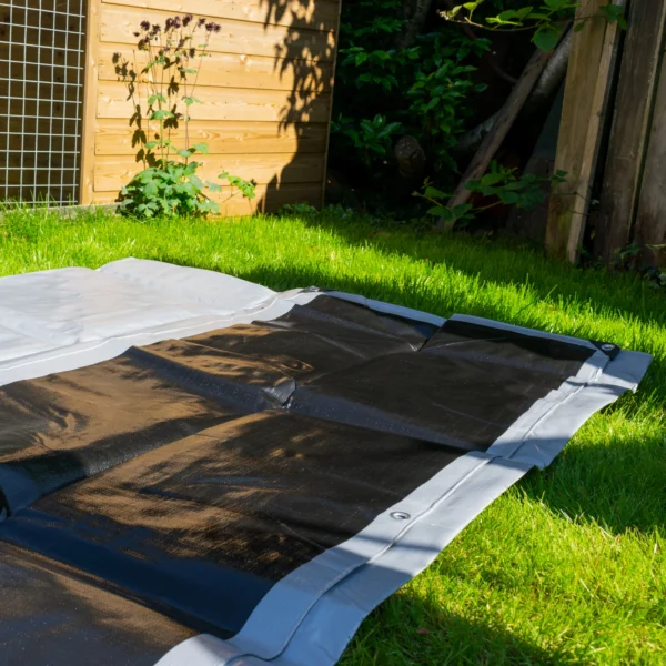 Silver extra heavy duty tarpaulin 8m x 10m with 10m of 6mm bungee rope & 10 tarp clips (screw type) kit