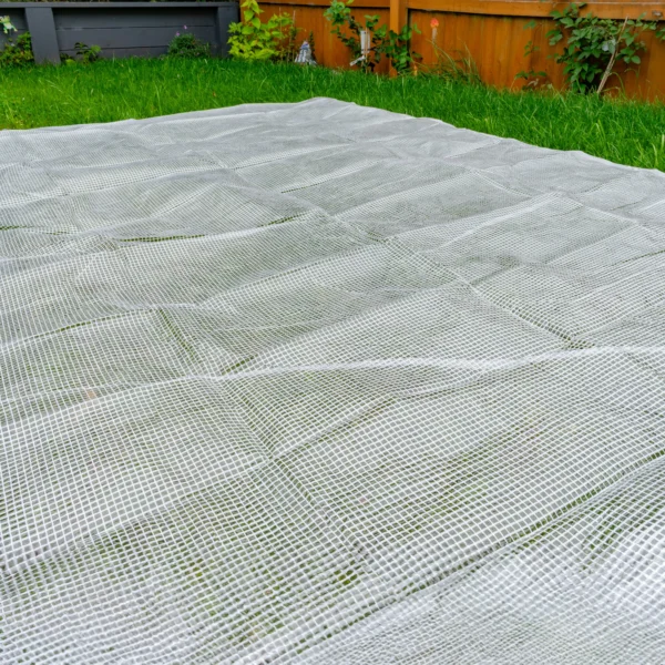 Clear extra heavy duty tarpaulin 5m x 5m with 10m of 6mm bungee rope & 10 tarp clips (screw type) kit